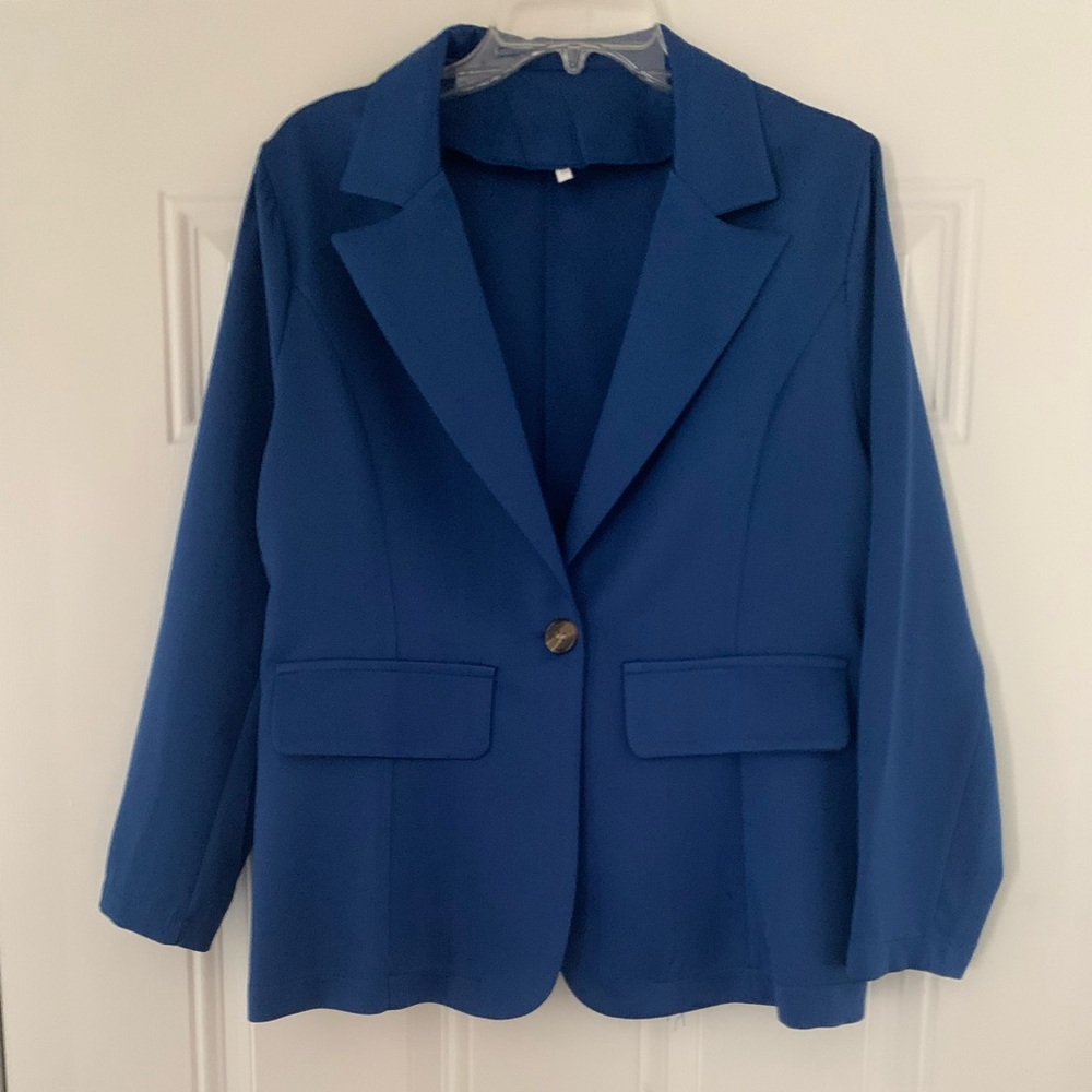 NEW Classic Royal Blue Women's Blazer!